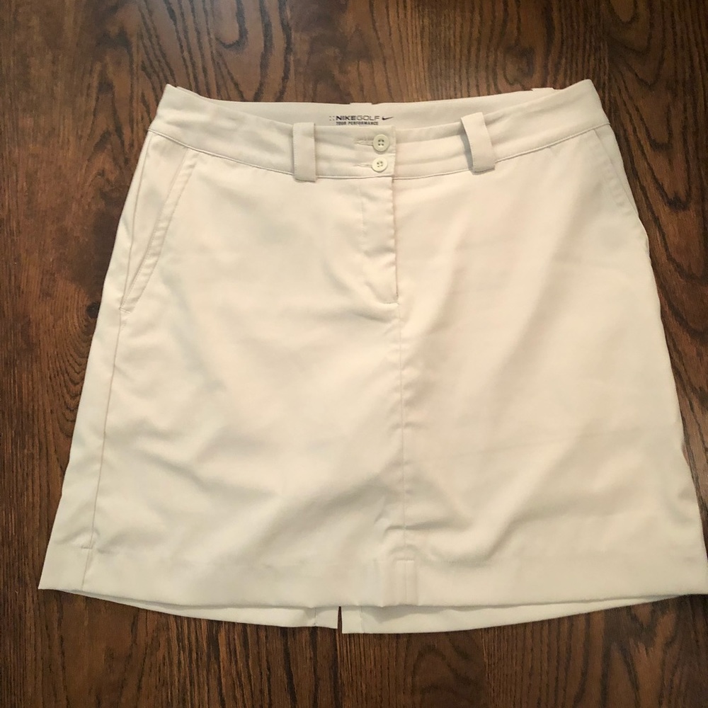 Nike Dri-Fit golf skort